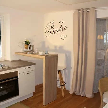 Simone - - Apartment Uberlingen