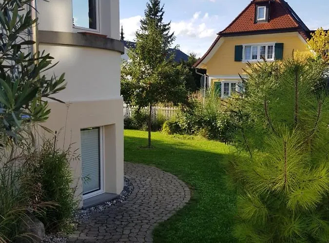 Апартаменты Simone - - *